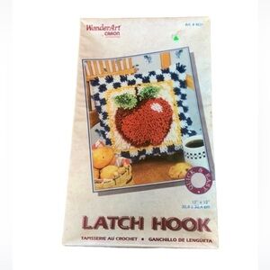 WonderArt by Caron latch hook kit 12” x 12” New